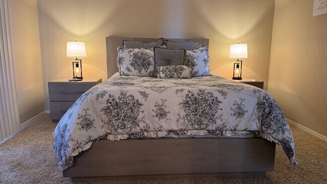 Building Photo - Sunsets, Views & Vibes - Your LHC Escape Awaits!