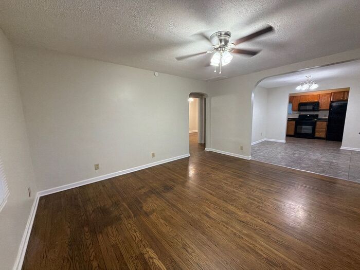 Building Photo - 3110 Likens Ave