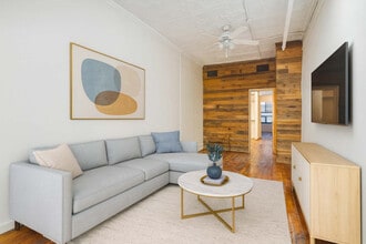 Building Photo - 36 W 26th St