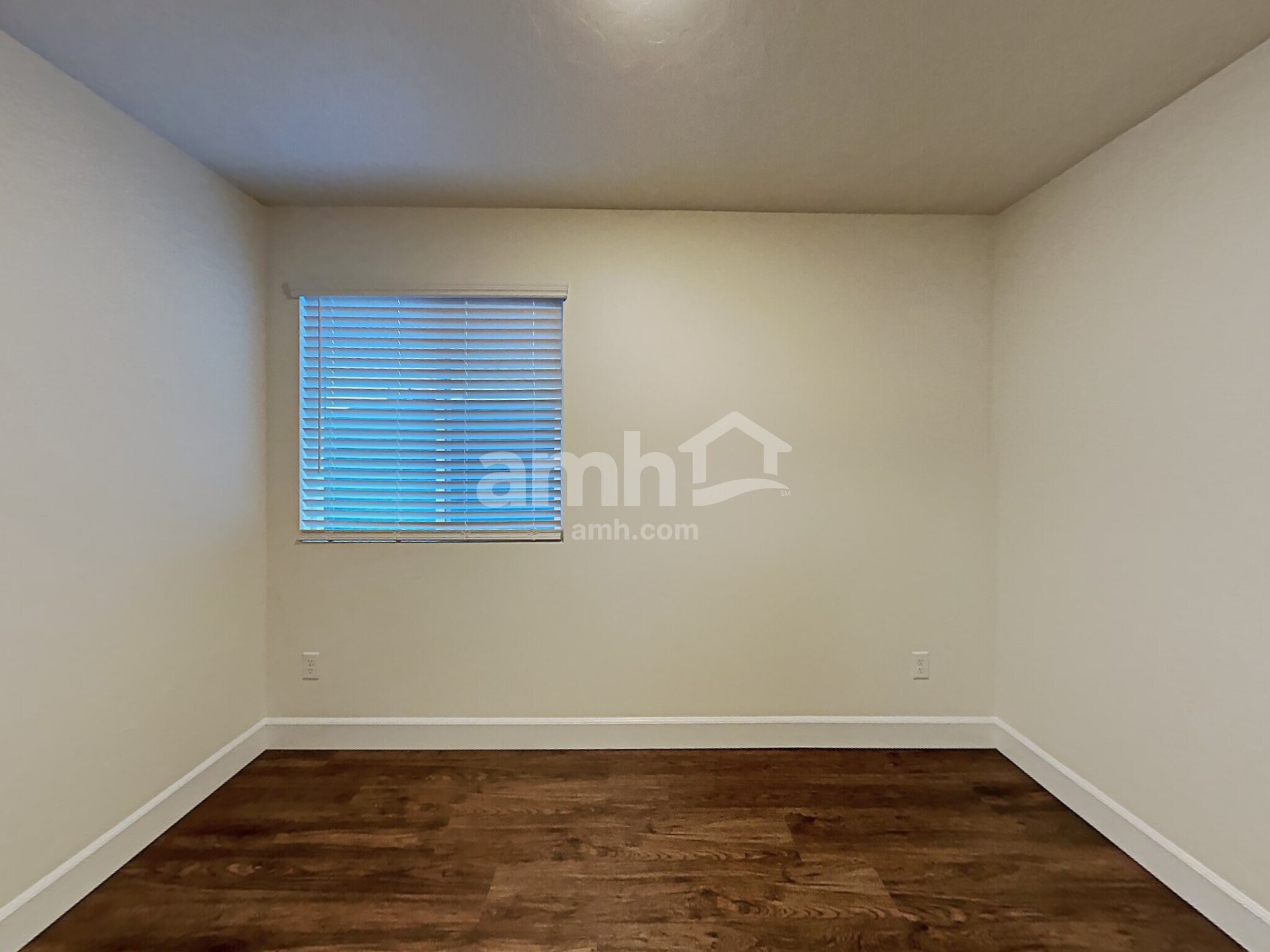 Building Photo - 5095 W Milliron Dr