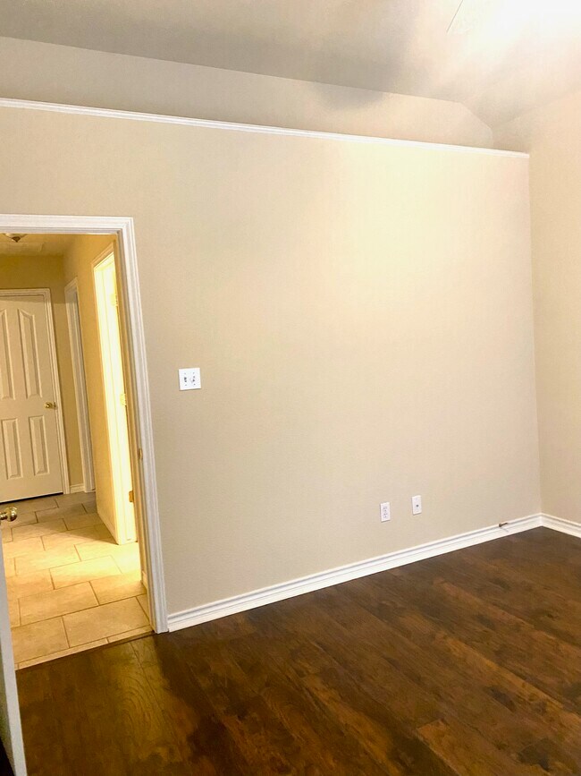 Building Photo - 130 Mystic Dr