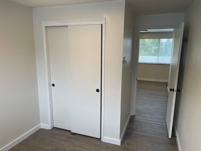 Building Photo - ? Move-In Special – $750 Off 1st Month’s R...