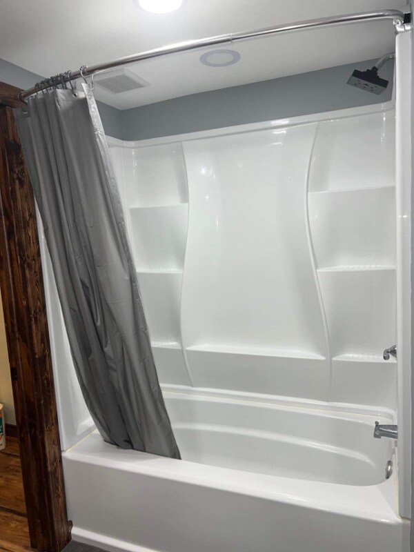 Building Photo - 195 E 2nd St