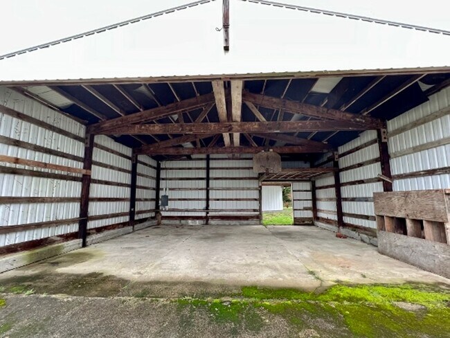 Building Photo - View of Dana Passage - Carports + Shop
