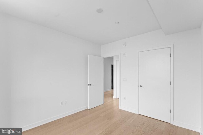 Building Photo - 1650 Silver Hill Dr