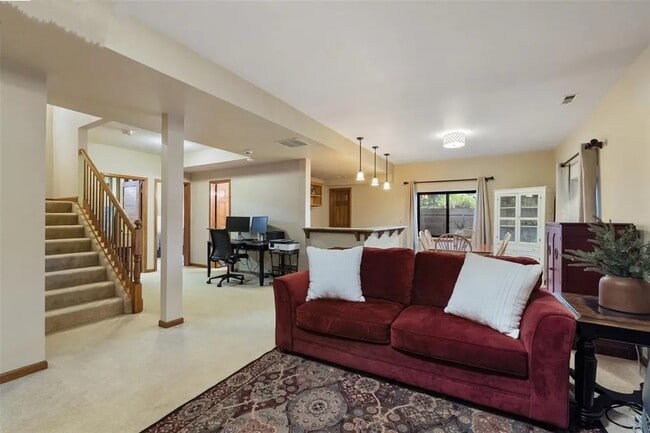 Building Photo - 1205 Wentwood Dr