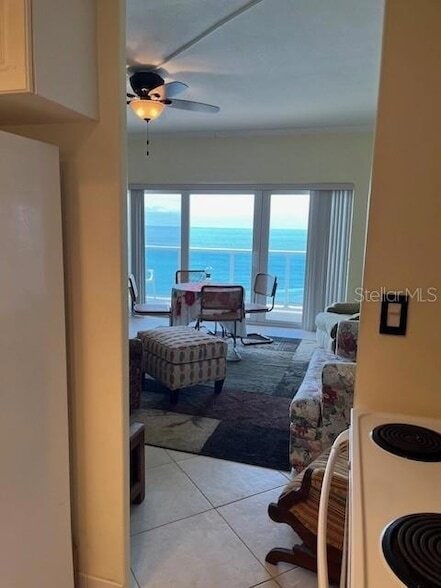 Building Photo - 880 Mandalay Ave