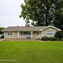 Building Photo - 4916 Oak Park Dr