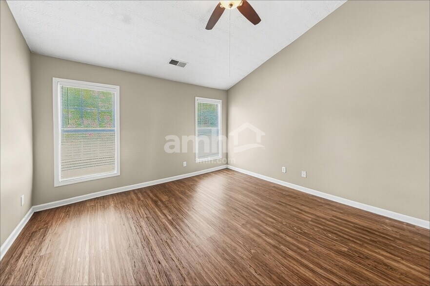 Building Photo - 1158 Low Water Way