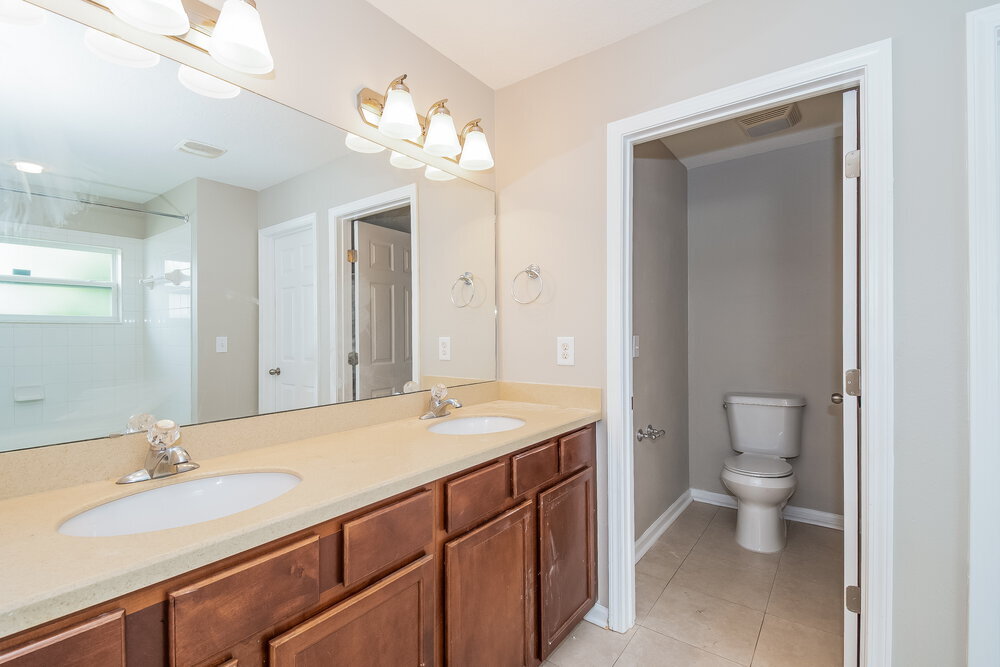 Building Photo - 16247 Magnolia Grove Way