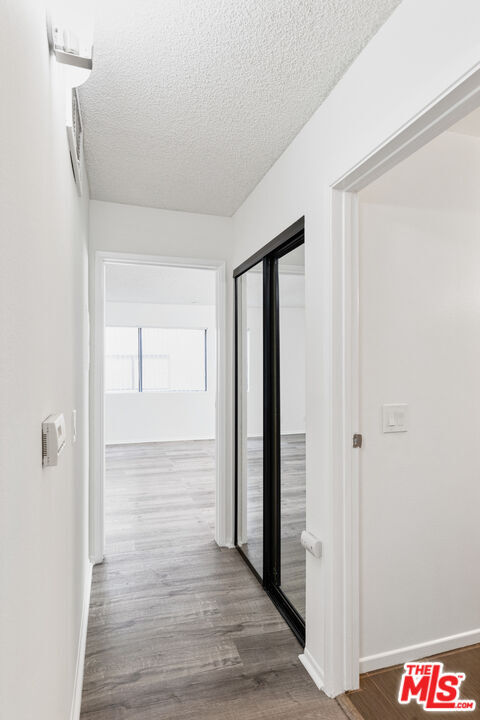 Building Photo - 6212 Fulton Ave
