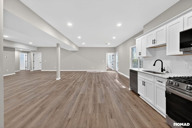 Building Photo - 1590 Highland Farm Dr