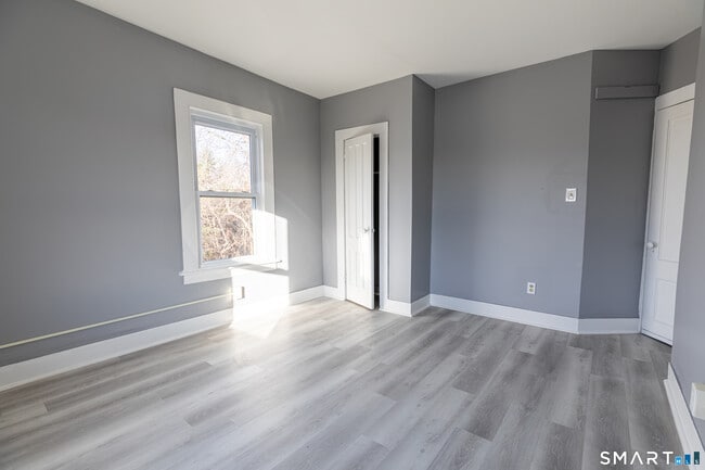 Building Photo - 132 Beaver St