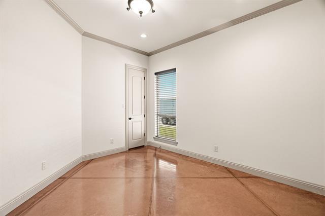 Building Photo - 422 Rugged Dr