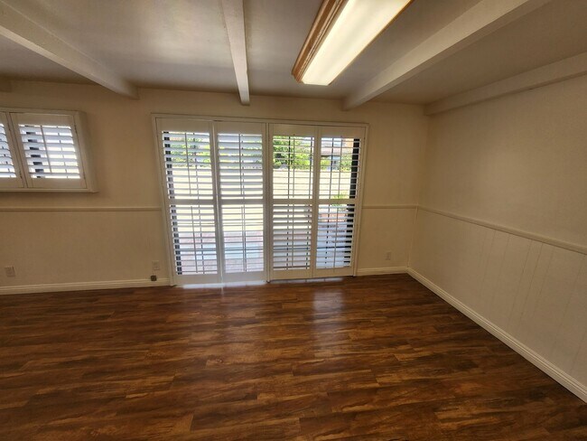 Building Photo - Beautiful 3B/1.5Bath Home in Gardena: $3,8...