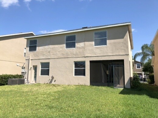 Building Photo - Beautiful 4 bedroom/3 bathroom Home