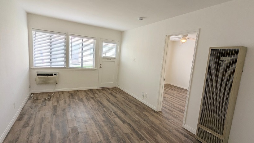 Building Photo - 201 N Florence St