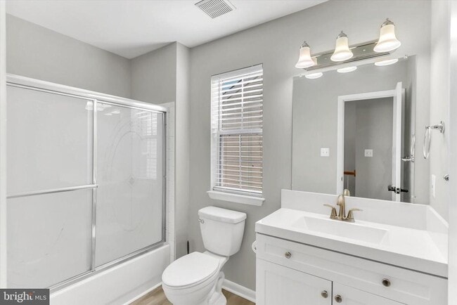 Building Photo - 9411 Royal Bonnet Terrace