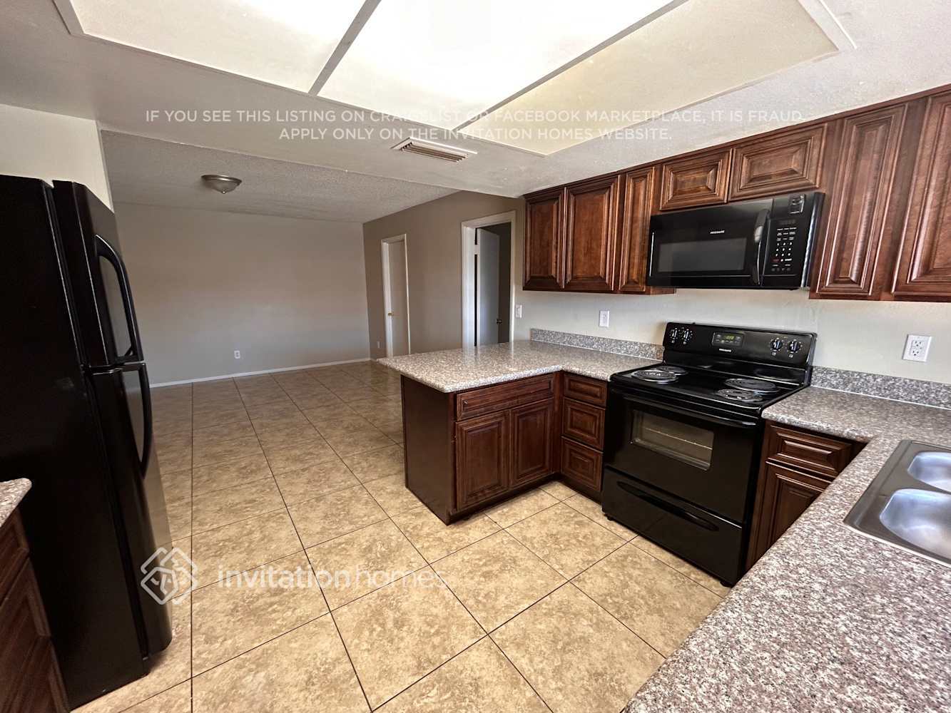 Building Photo - 4523 W Cheryl Dr