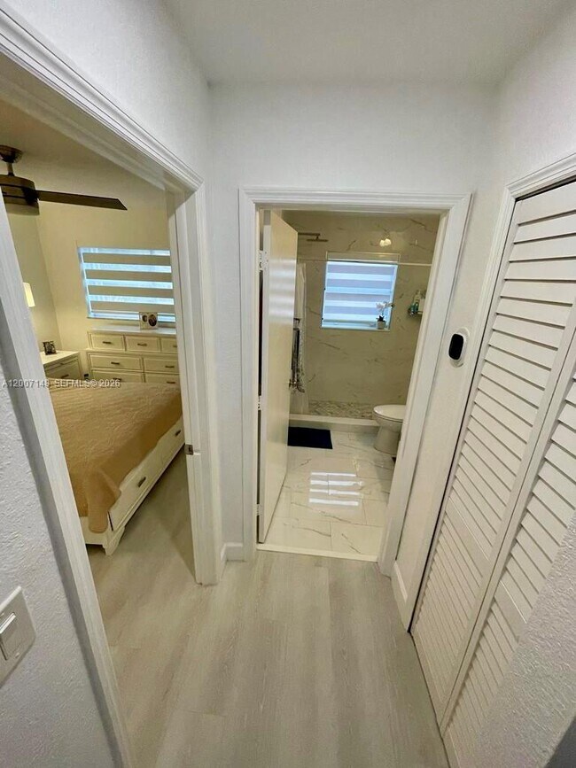 Building Photo - 1149 NW 126th Pl