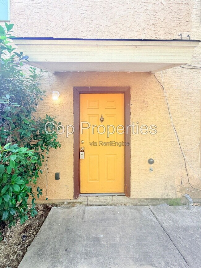 Building Photo - 6701 Brothers Ln
