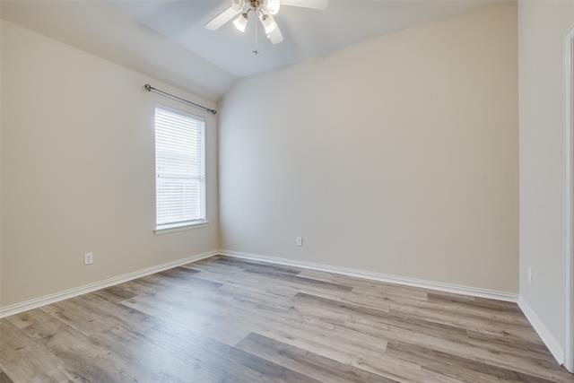 Building Photo - 2316 Collin Dr
