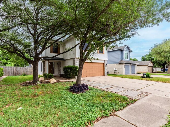 Building Photo - 1142 Kentra Dr