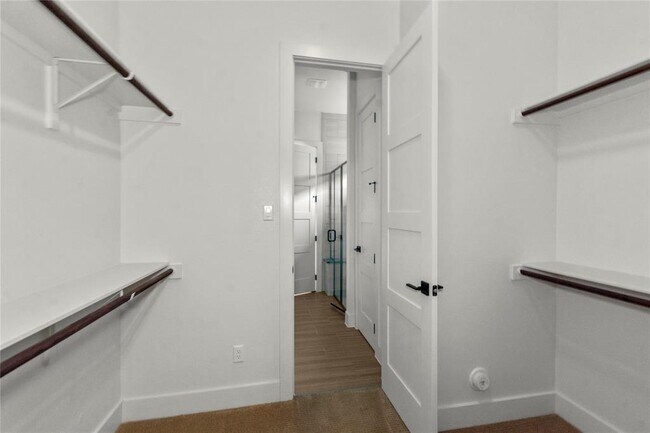 Building Photo - 1273 Summerbrooke Cir