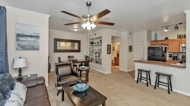 Building Photo - 16013 S Desert Foothills Pkwy