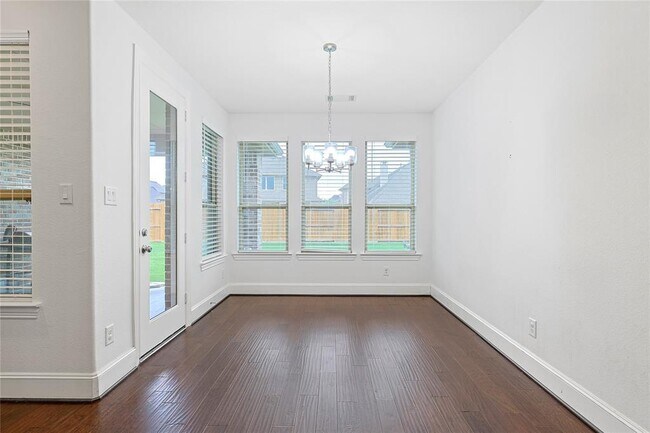 Building Photo - 5919 Solara Ledge Ln