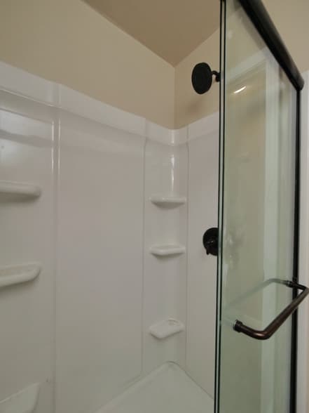 Building Photo - 308 6th St