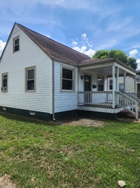 Building Photo - 3107 Scott St