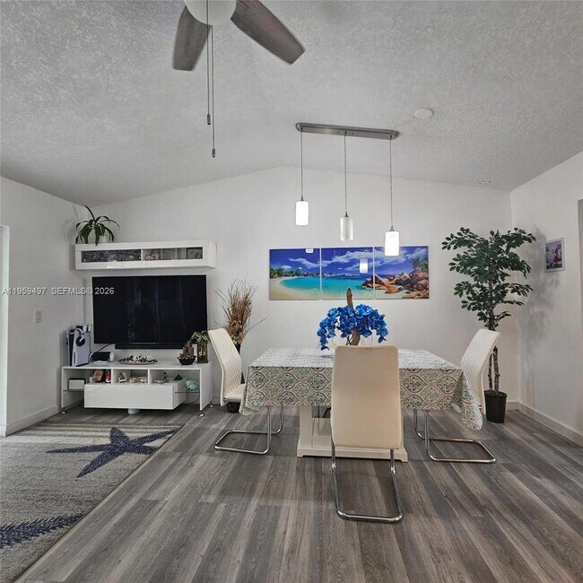 Building Photo - 19623 NW 30th Pl