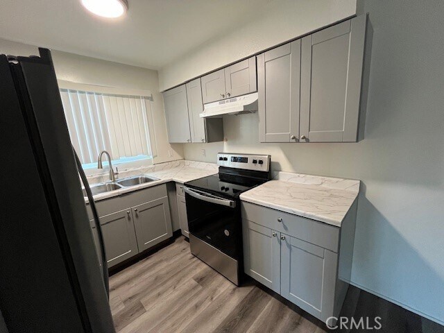 Building Photo - 51049 Eisenhower Dr