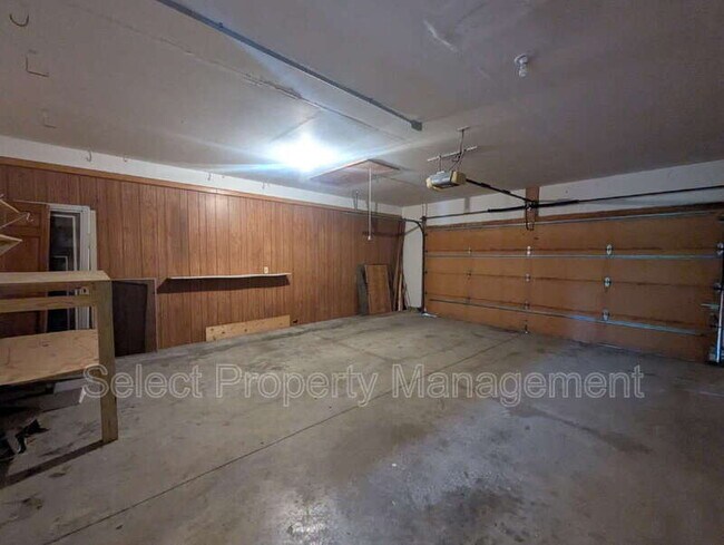 Building Photo - 10931 Smokey Ridge Pl