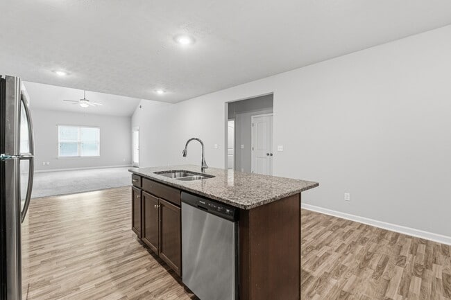 Building Photo - 145 Mandy Ln