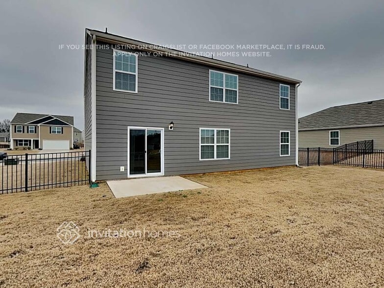 Building Photo - 110 Cassius Dr