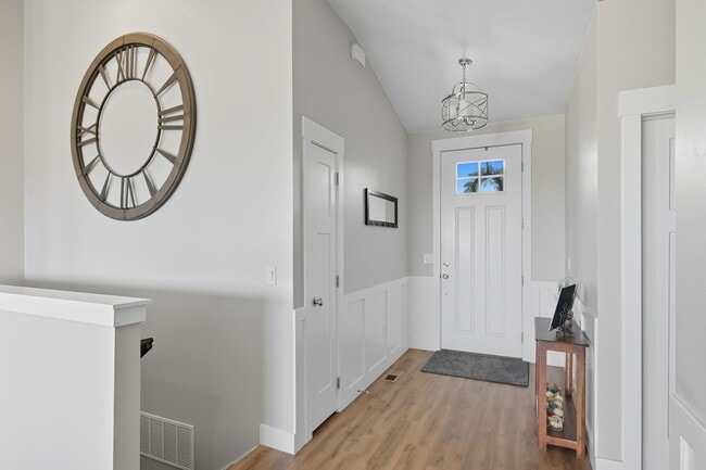 Building Photo - 6 bed; 3 bath single family home in Enoch