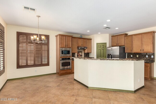 Building Photo - 14823 W Windsor Ave