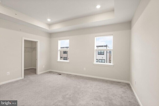 Building Photo - 43430 Stonewood Crossing Ter