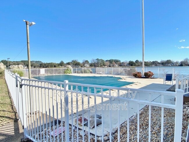 Building Photo - 212 Dockside Dr