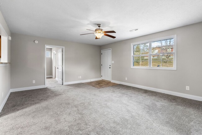 Building Photo - Dortch/Bradley St Apartments