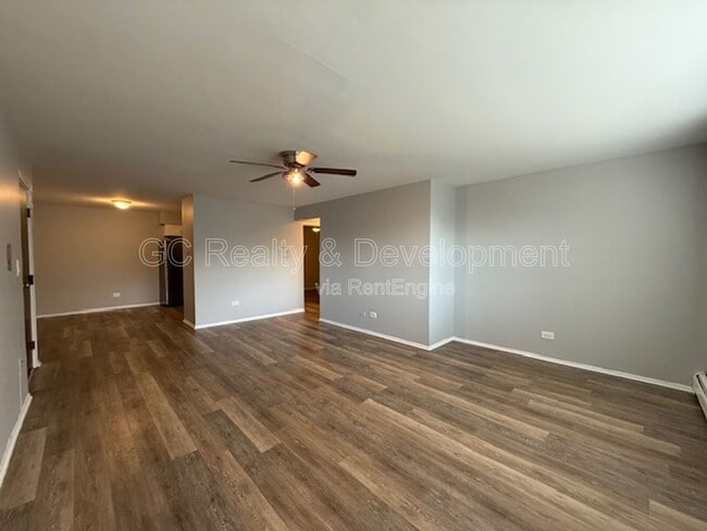 Building Photo - 314 S Warwick Ave