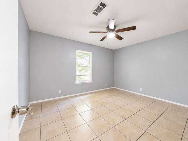 Building Photo - 4614 Gurley Ave