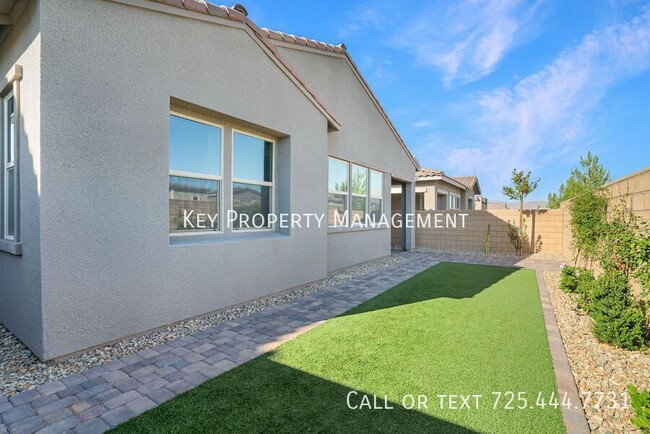 Building Photo - Single Story 3 Bedroom Home in Sky Canyon ...