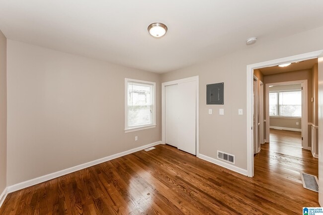 Building Photo - 1184 Dogwood Ln