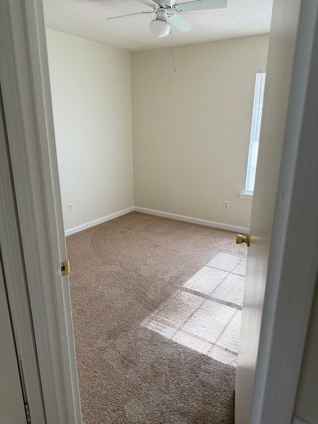 Building Photo - 4 Bedroom, 3 Bath Home – Fully Updated & Move-In Ready! ($1,900/mo)