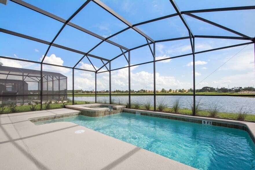 Building Photo - 4793 Kings Castle Cir