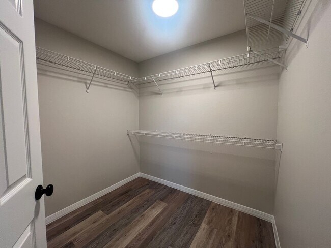 Building Photo - Fully Renovated Home in San Carlos with Wa...