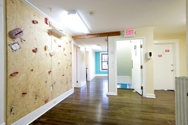 Building Photo - 244 E Nittany Ave